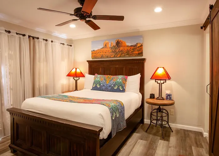 Lantern Light Inn - Romantic Getaway (Adults Only)